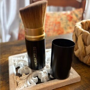 Retractable Angled Kabuki Brush - Black